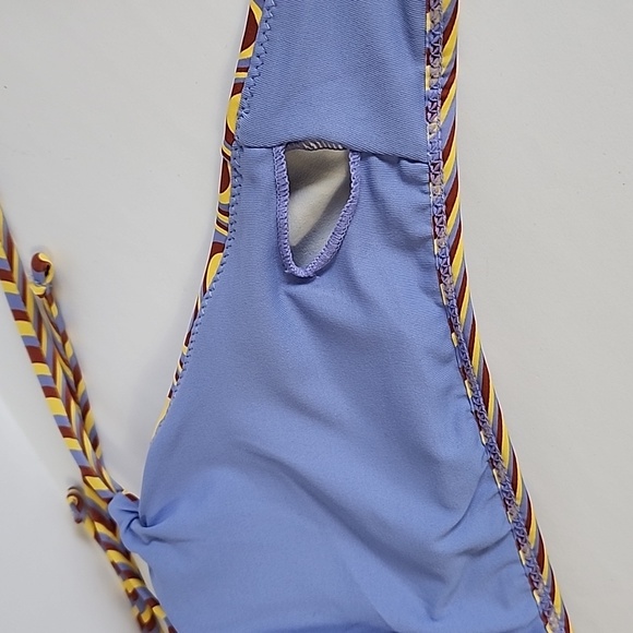 PULL & BEAR Cut Out Keyhole Bikini Top - Picture 8 of 10